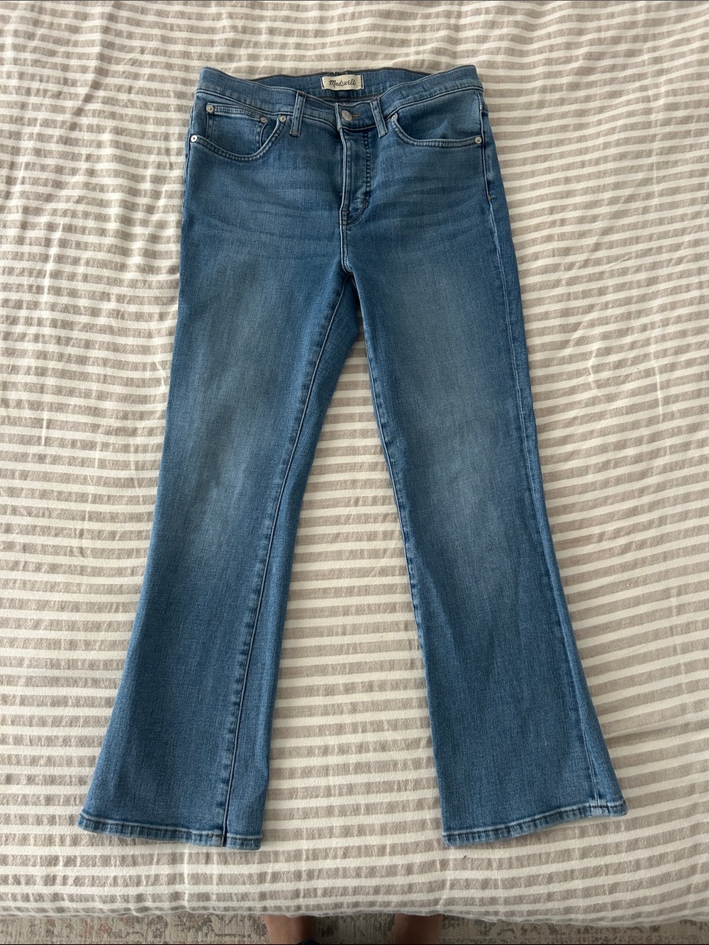 Madewell Women’s Mid-rise Kickout crop Jeans sz 29